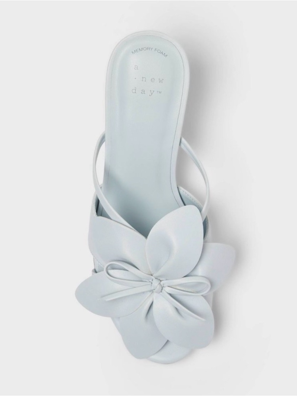 Women’s Sky Blue Domenica Heels with Memory Foam Insole - Size 8 NWT